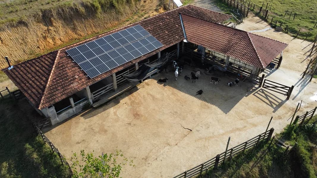 Sistema de energia solar instalado pela Dalsun