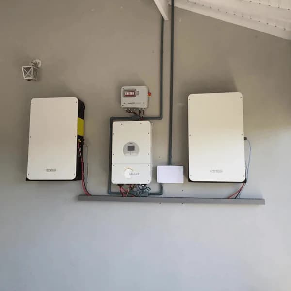 Baterias de armazenamento de energia instaladas em parede