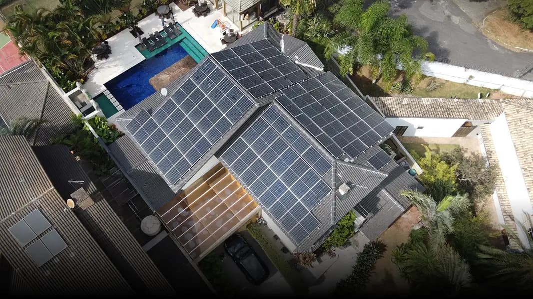 Sistema de energia solar residencial em Arujá, SP