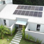 Descubra qual o tamanho ideal de um sistema de placa solar para a sua casa!